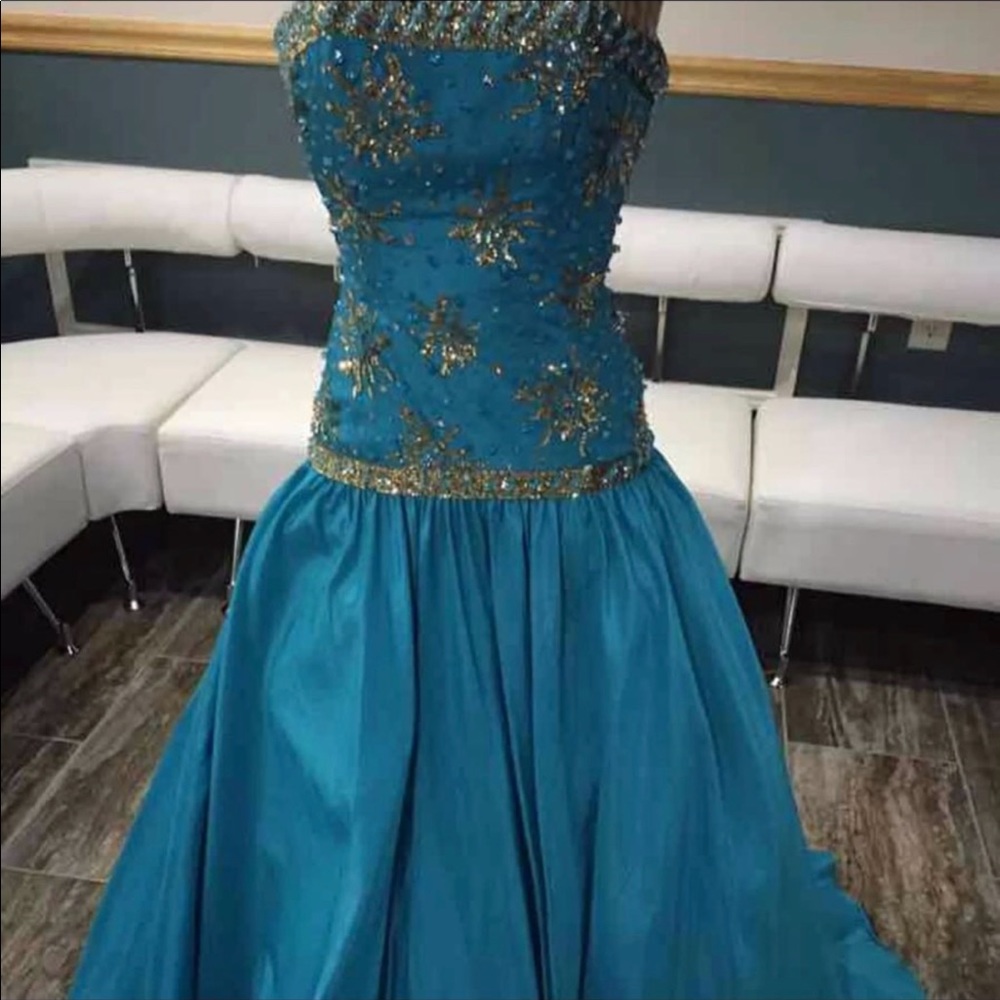 Sherri hill dress